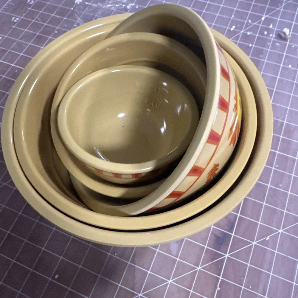 Lot of 5 Melamine Measuring Bowl Nesting Cups Fruit Bowl Design - 1/8 to 2 cups